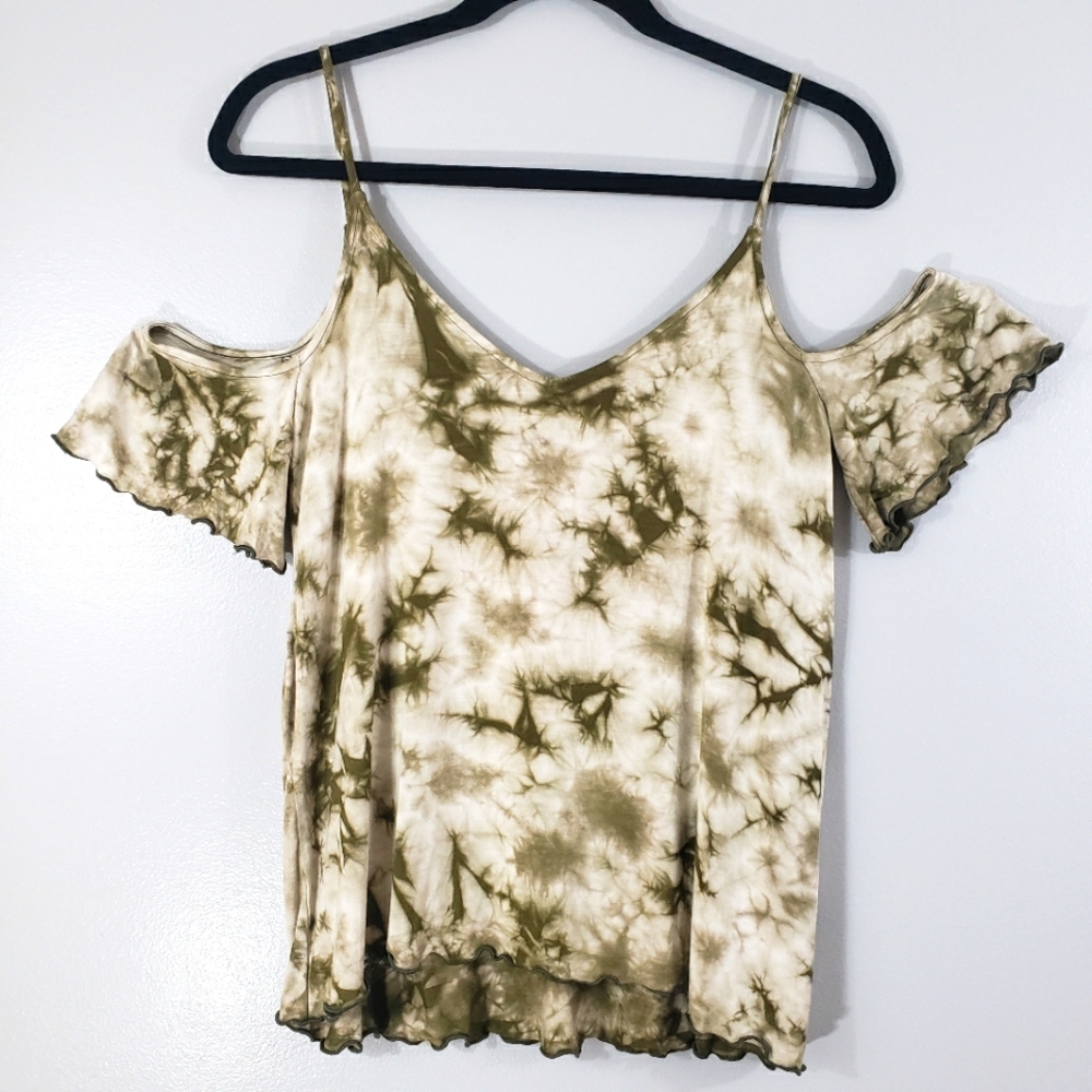 AEO Soft & Sexy green cold shoulder tie dye shirt